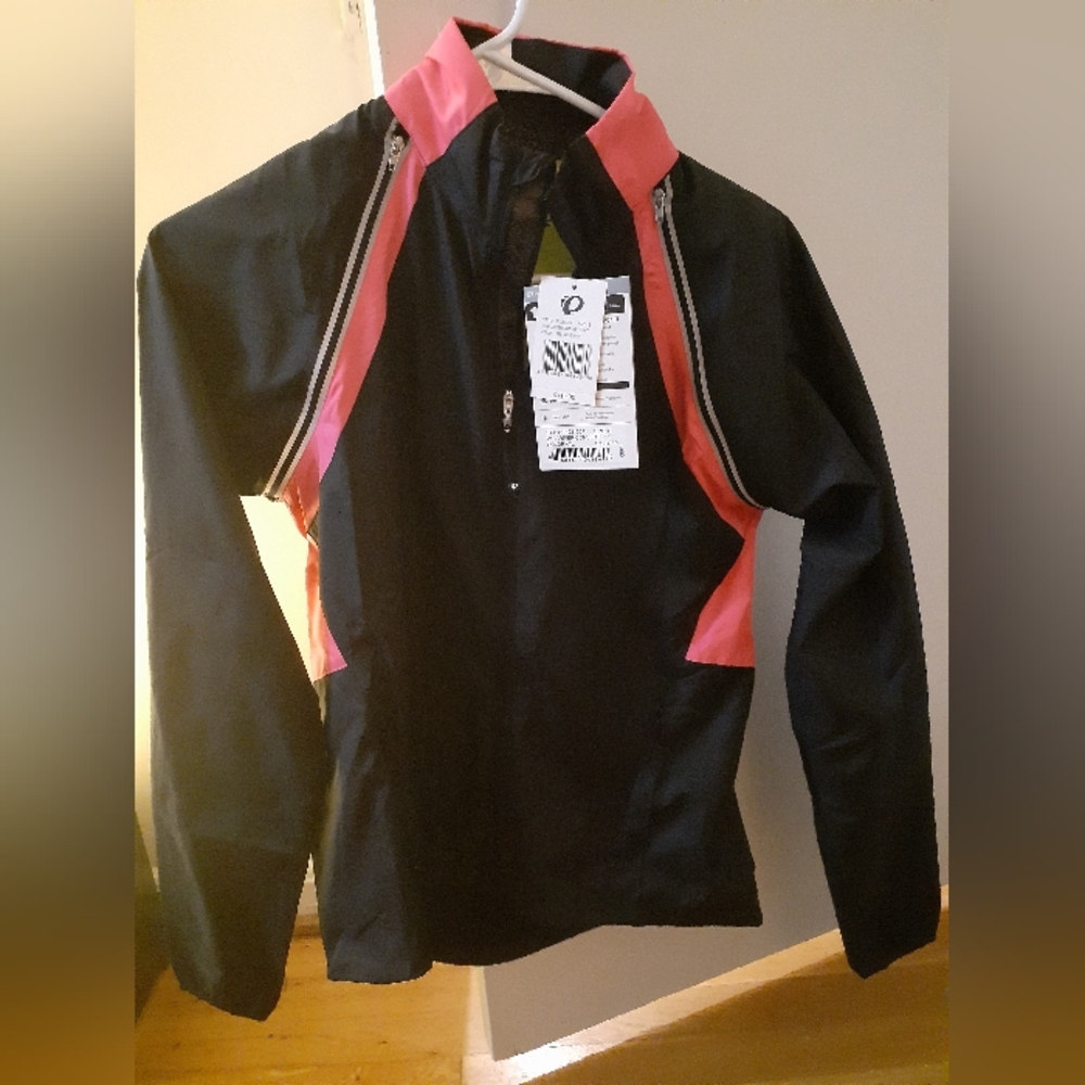 Pearl Izumu Windbreaker jacket